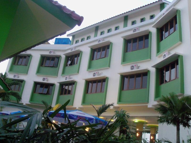 Hotel Kesambi Hijau Semarang Exteriör bild